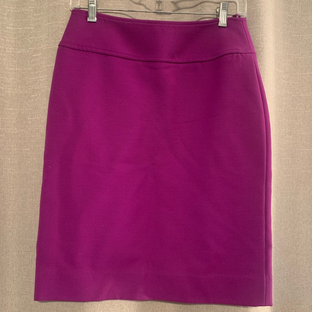Dolce & Gabbana Wool Pencil Skirt